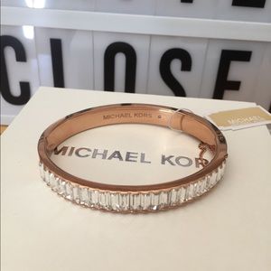 NWT ROSE GOLD BLING BLING MICHAEL KORS BRACELET